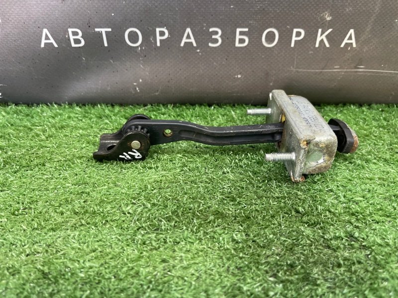 Ограничитель двери Ford Focus 2 2008 CB