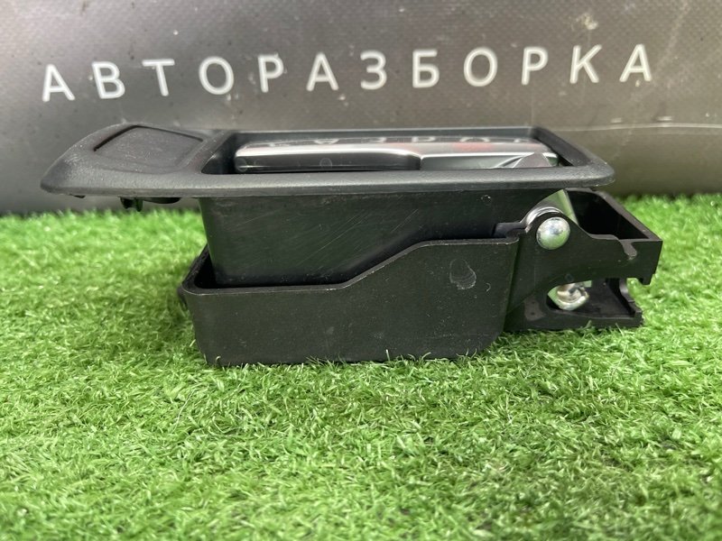 Ручка двери внутренняя Ford Focus 2 2008 CB