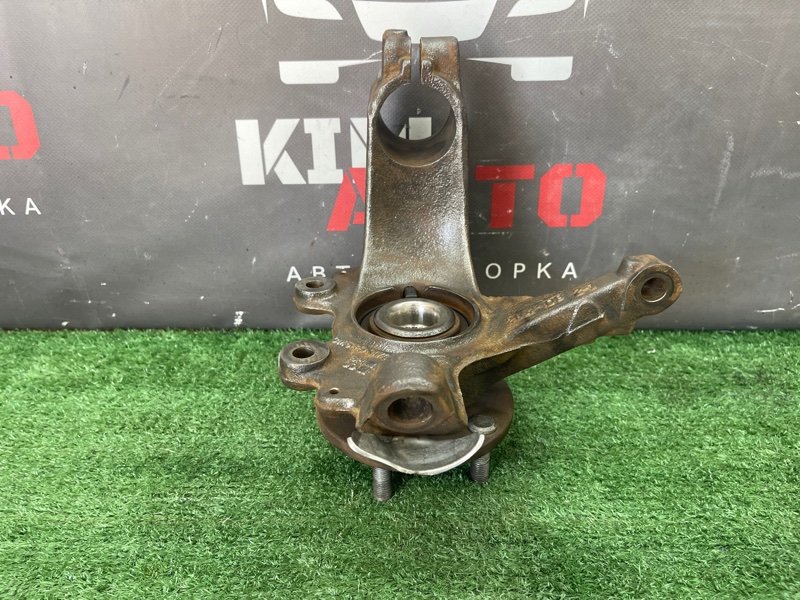 Кулак поворотный Ford Focus 2 2008 CB