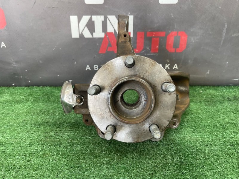Кулак поворотный Ford Focus 2 2008 CB