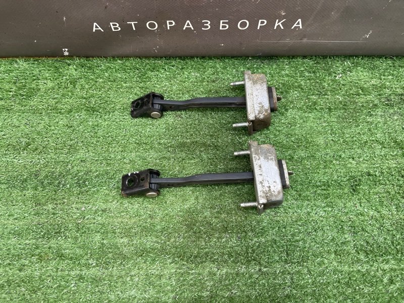 Ограничитель двери Ford Focus 2 2008 CB