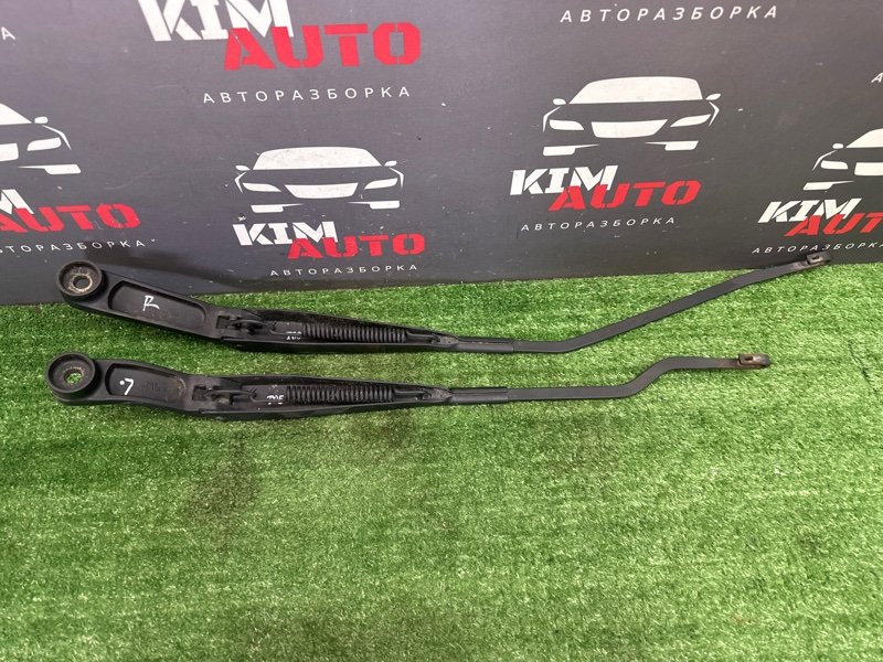 Поводки дворников Kia Cerato 2 2011 TD