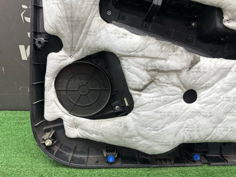 Обшивка двери Kia Sportage 3 2014 SL