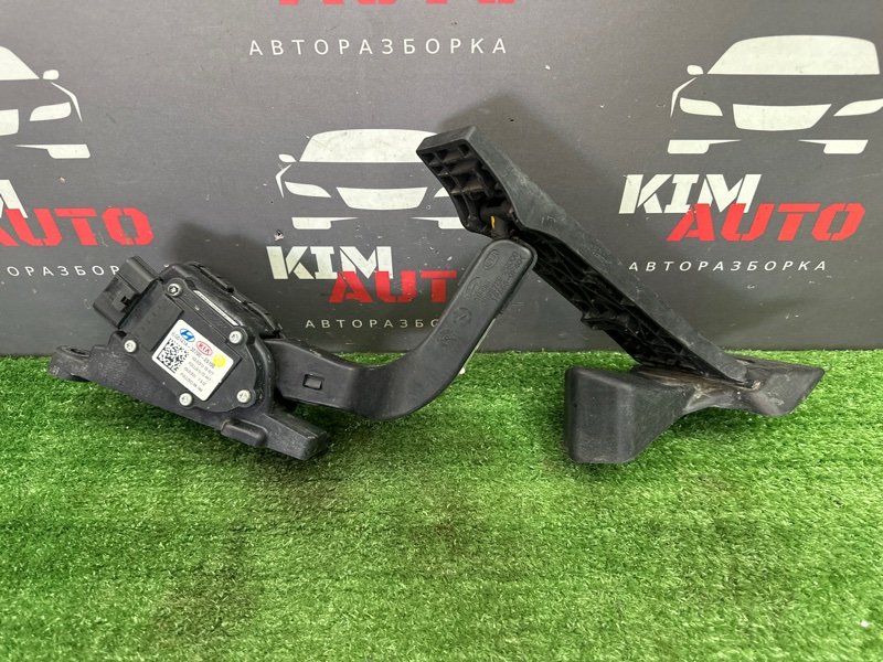 Педаль газа электронная Kia Sportage 3 2014 SL