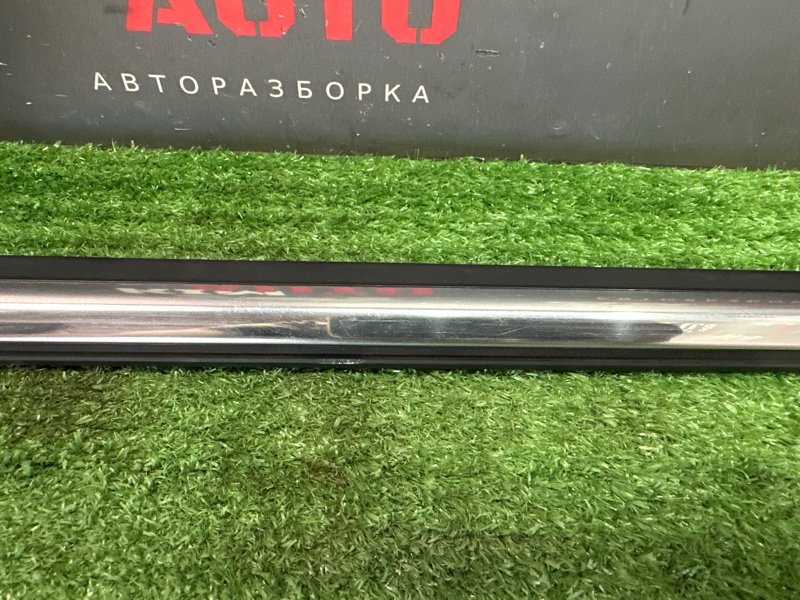 Уплотнитель стекла наружный (Бархотка) Kia Sportage 3 2014 SL