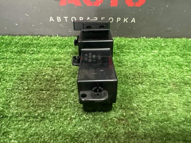 Блок подогрева сидений Kia Sportage 3 2014 SL