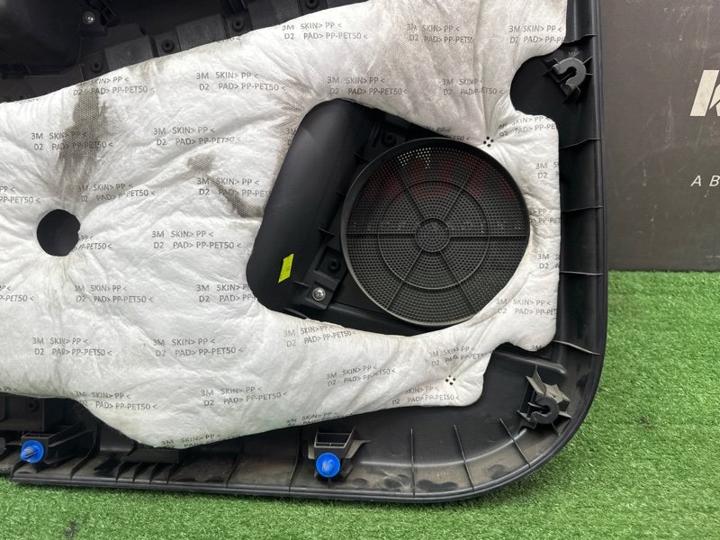 Обшивка двери Kia Sportage 3 2014 SL