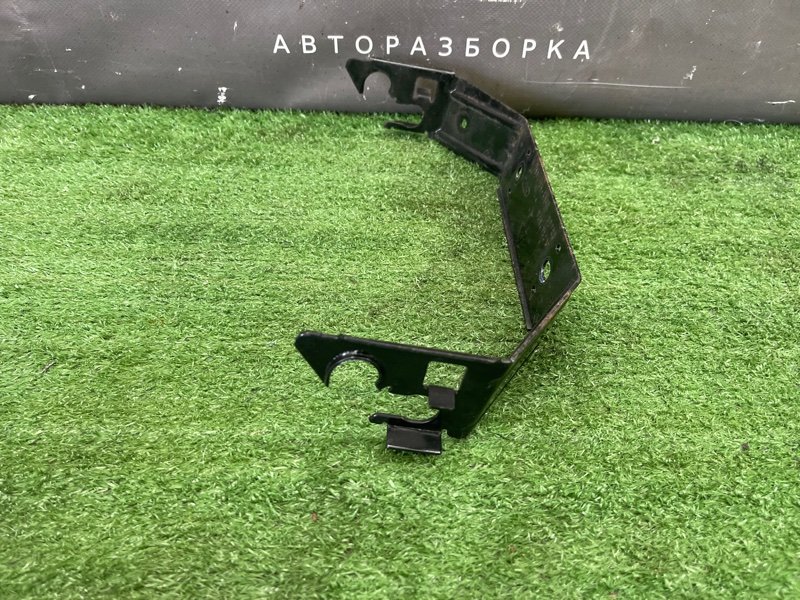 Кронштейн блока предохранителей Ford Focus 2 2008 CB