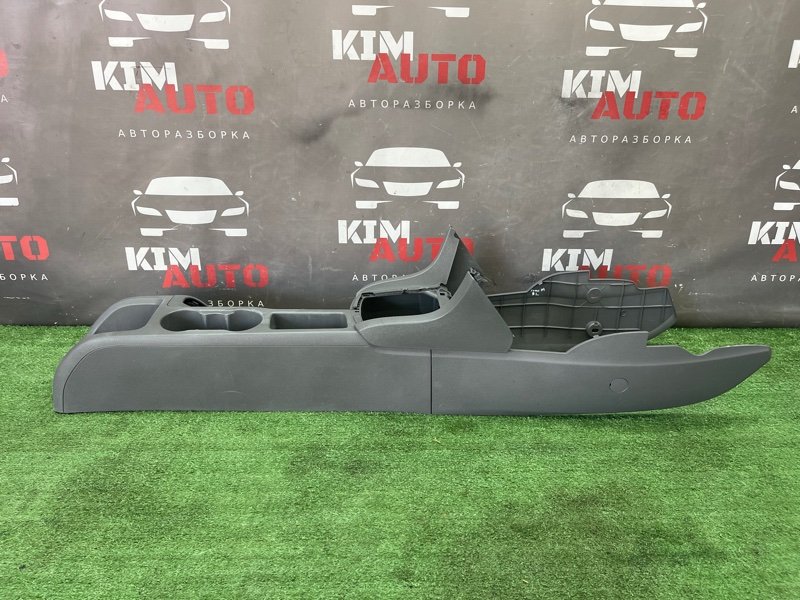 Центральная консоль(тоннель) МКПП Ford Focus 2 2008 CB