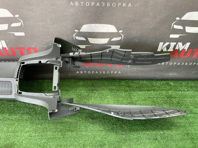 Центральная консоль(тоннель) МКПП Ford Focus 2 2008 CB