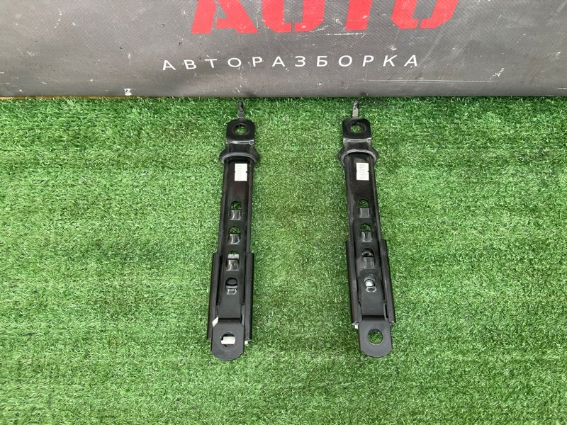 Механизм регулировки ремня безопасности Kia Ceed 1 2010 ED