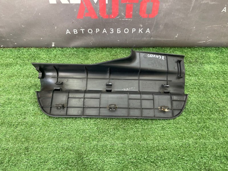 Накладка порога салона Kia Ceed 1 2010 ED