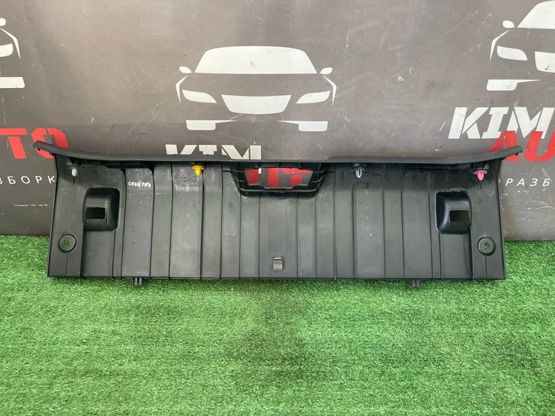 Накладка задней панели Kia Ceed 1 2010 ED
