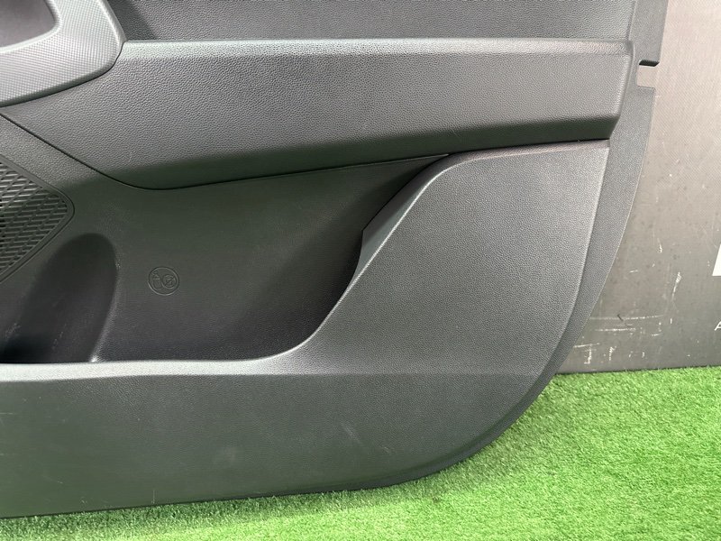 Обшивка двери Hyundai Creta 2017 GS