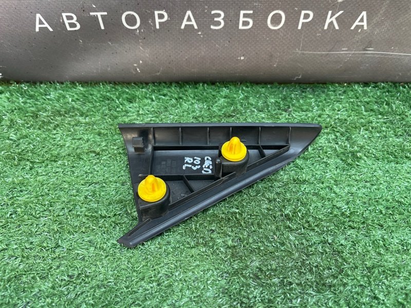 Накладка двери внутренняя Kia Ceed 1 2010 ED