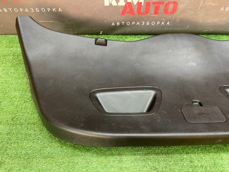 Обшивка крышки багажника Kia Ceed 1 2010 ED