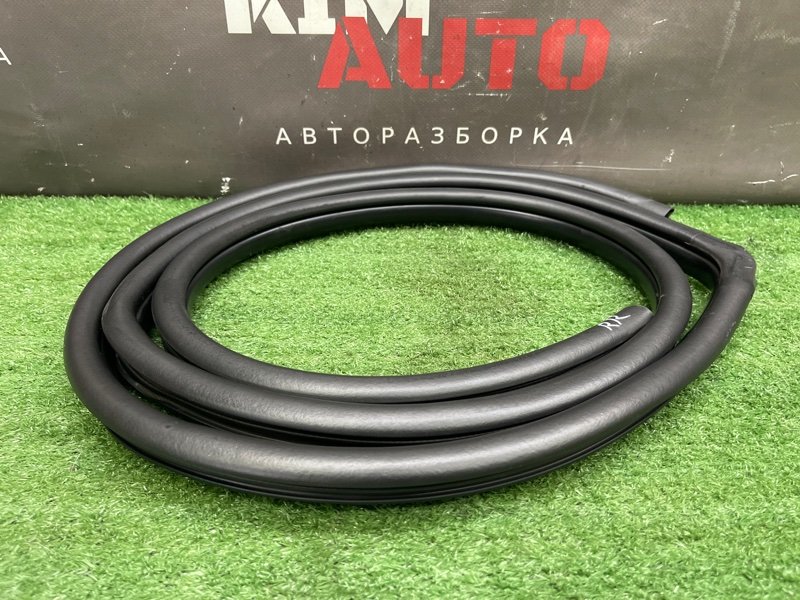 Уплотнитель проема двери Kia Ceed 1 2010 ED