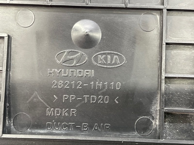 Воздухозаборник Kia Ceed 1 2010 ED