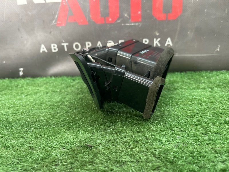 Дефлектор отопителя Kia Ceed 1 2010 ED