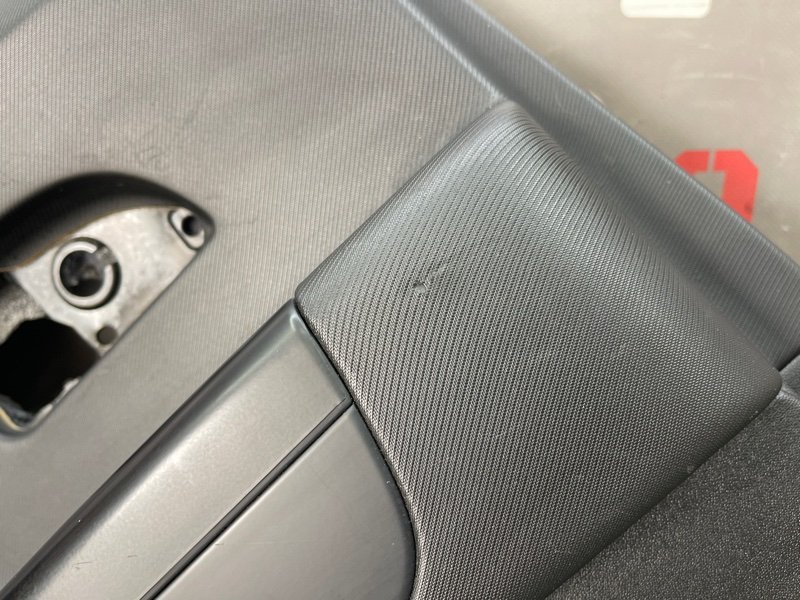Обшивка двери Kia Ceed 1 2010 ED