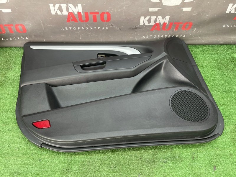 Обшивка двери Kia Ceed 1 2010 ED