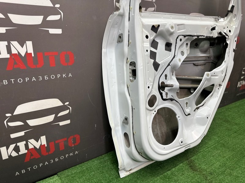 Дверь Ford focus 3 2012 CB8