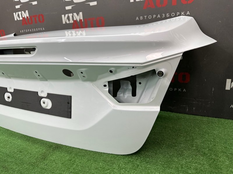 Крышка багажника Ford focus 3 2012 CB8