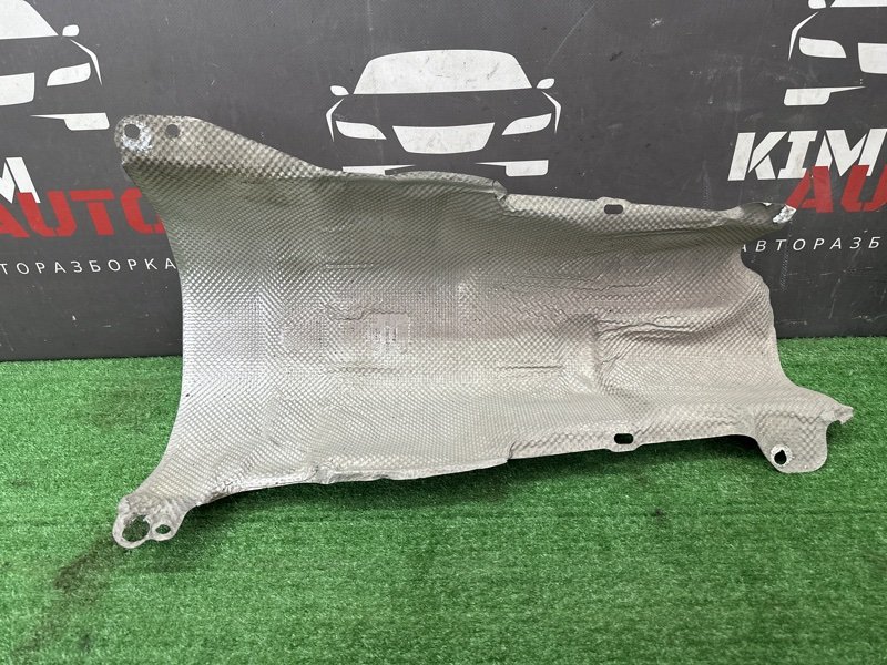 Тепловой экран Ford focus 3 2012 CB8