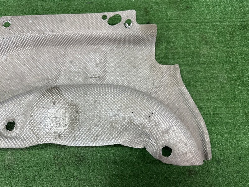 Тепловой экран Ford focus 3 2012 CB8
