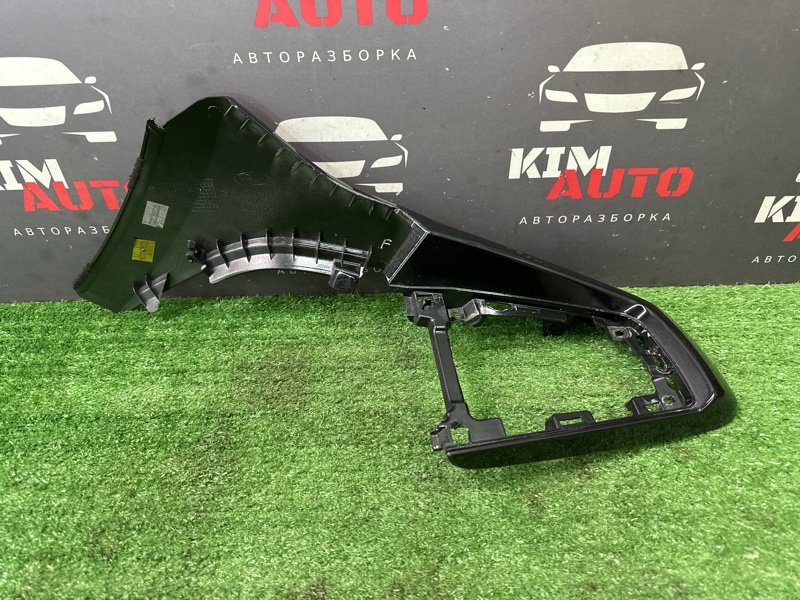 Накладка центральной консоли Ford focus 3 2012 CB8