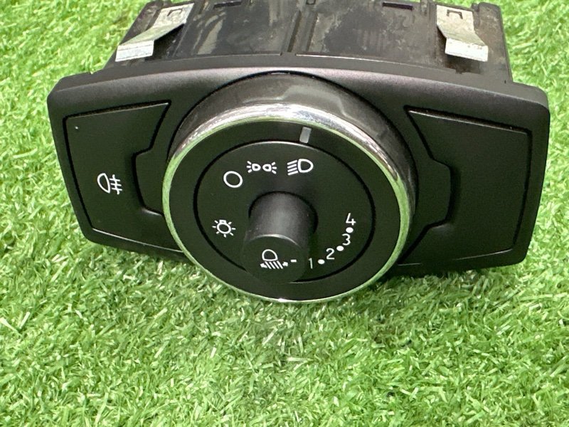 Блок управления светом Ford focus 3 2012 CB8