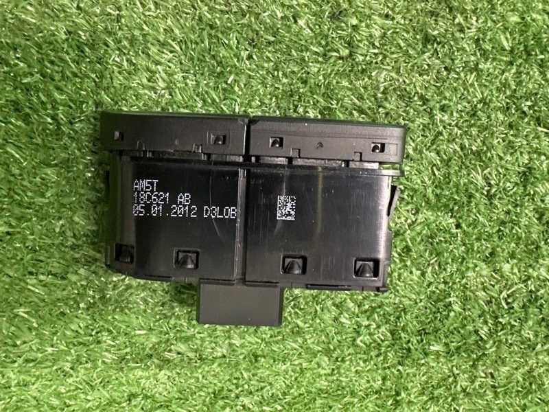 Кнопка обогрева заднего стекла Ford focus 3 2012 CB8
