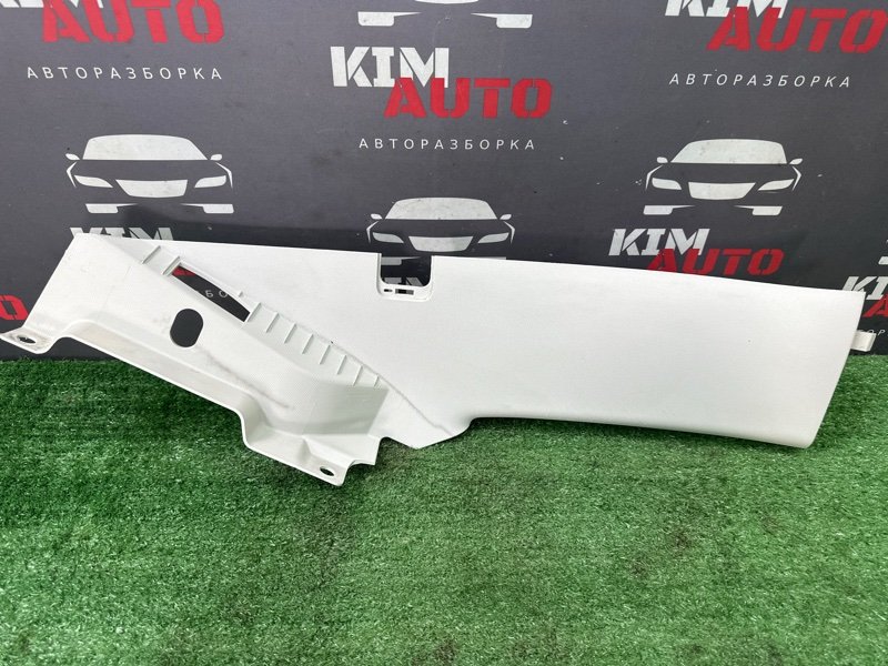 Накладка стойки кузова Ford focus 3 2012 CB8