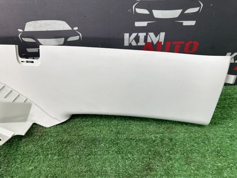 Накладка стойки кузова Ford focus 3 2012 CB8