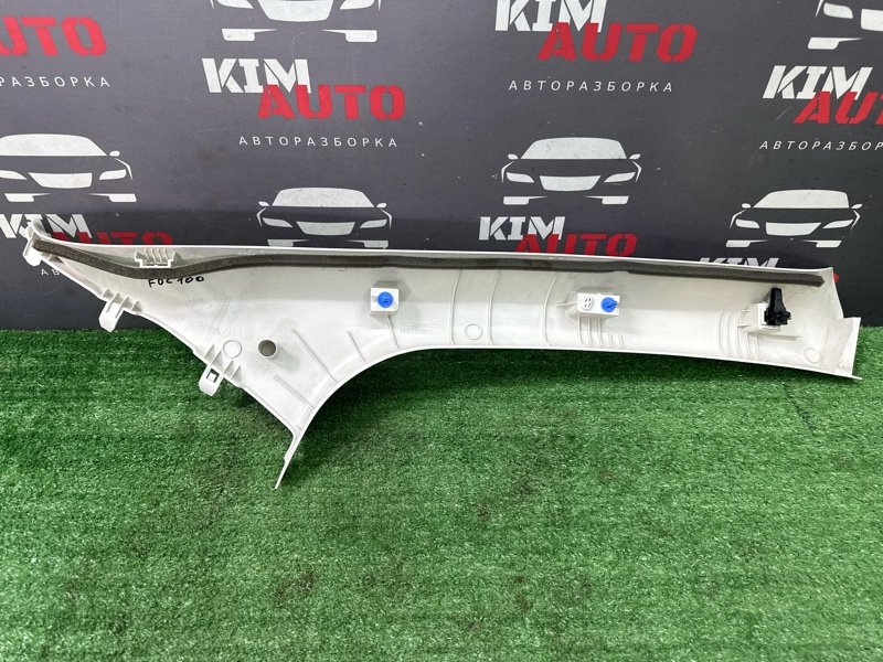 Накладка стойки лобового стекла Ford focus 3 2012 CB8