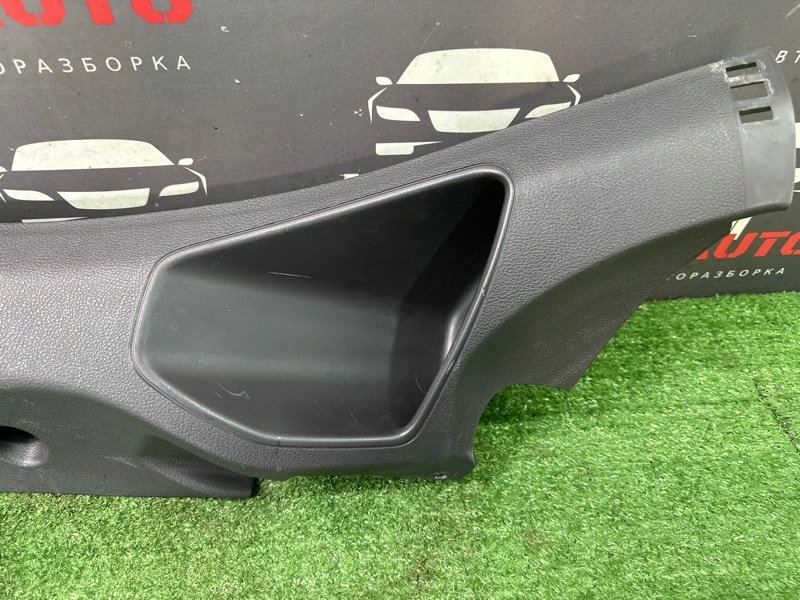 Накладка стойки кузова Ford focus 3 2012 CB8