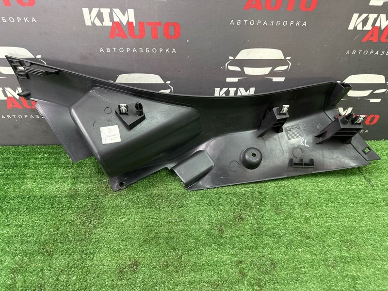 Накладка стойки кузова Ford focus 3 2012 CB8
