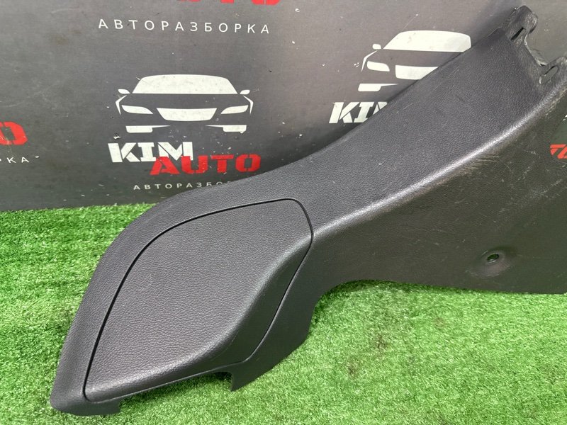 Обшивка багажника Ford focus 3 2012 CB8