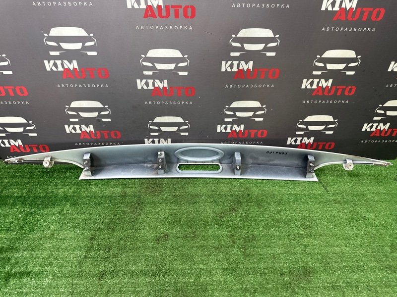 Молдинг крышки багажника Ford focus 3 2012 CB8