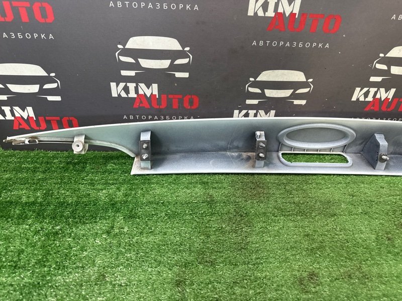 Молдинг крышки багажника Ford focus 3 2012 CB8