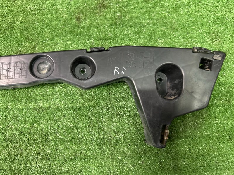 Кронштейн бампера Ford focus 3 2012 CB8
