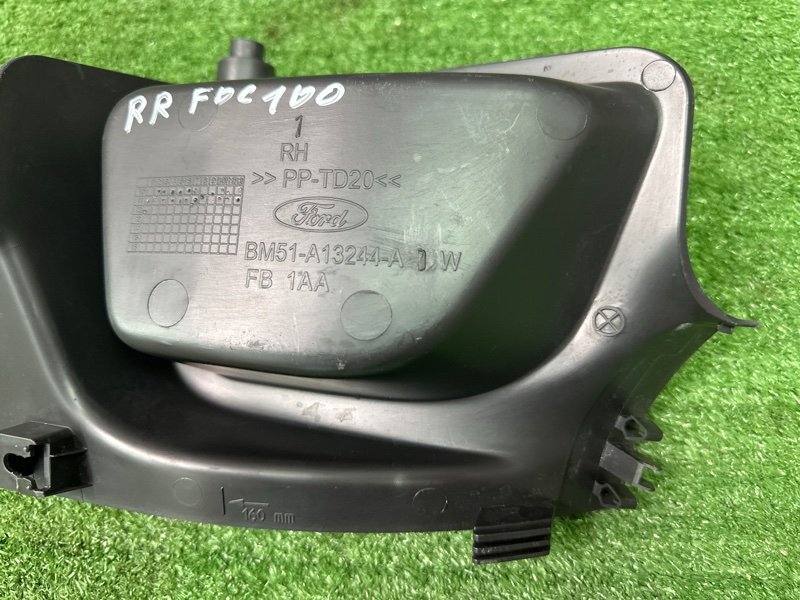 Накладка стойки нижняя Ford focus 3 2012 CB8