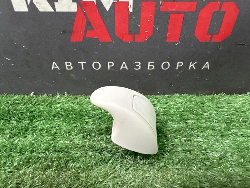 Крючок для верхней одежды Ford focus 3 2012 CB8