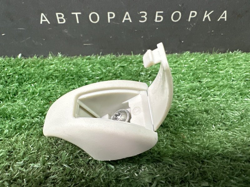 Крючок для верхней одежды Ford focus 3 2012 CB8