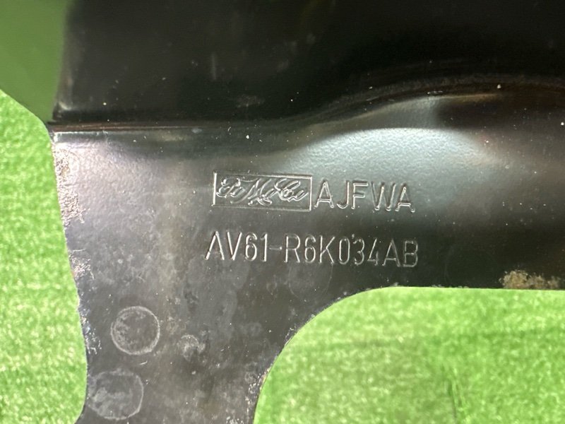 Кронштейн АКБ Ford focus 3 2012 CB8