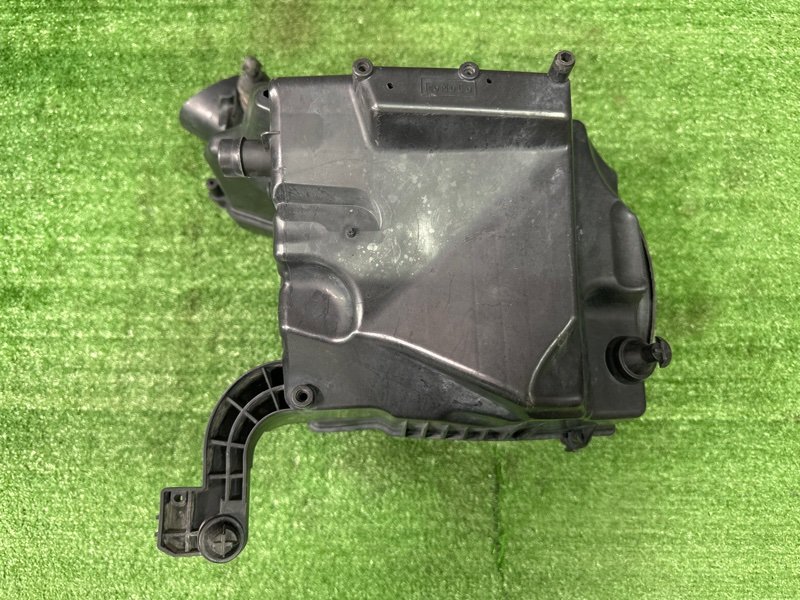 Корпус воздушного фильтра Ford focus 3 2012 CB8