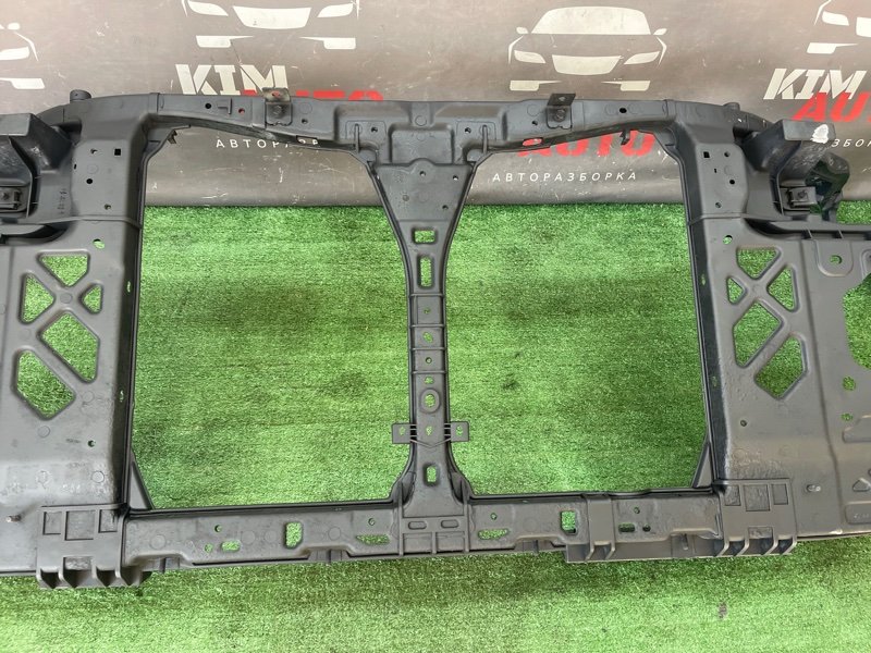 Панель передняя(телевизор) Kia Ceed 1 2010 ED