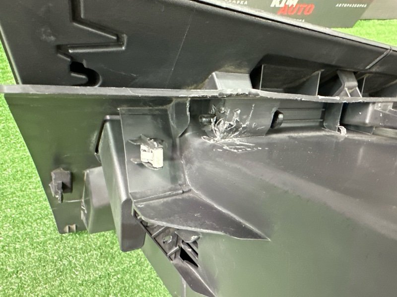 Бардачок Ford focus 3 2012 CB8