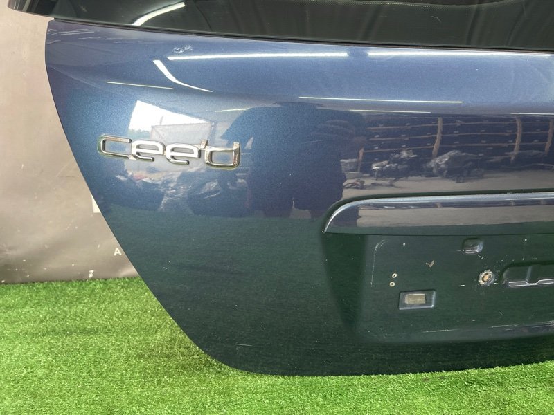 Крышка багажника Kia Ceed 1 2010 ED