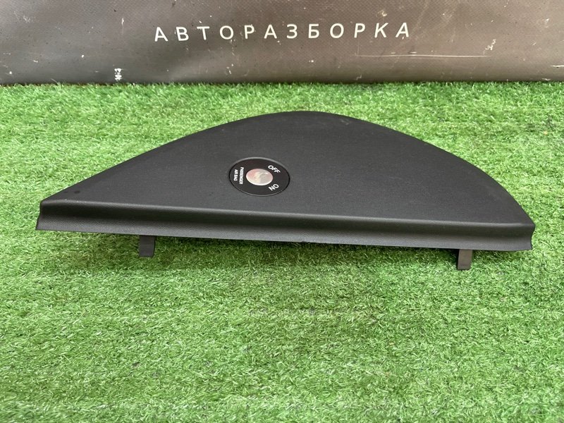 Накладка торпедо боковая Kia Ceed 1 2010 ED